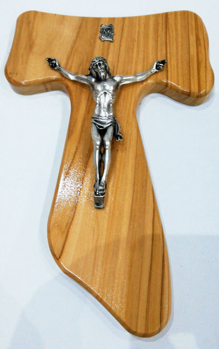Tau francescano in legno di ulivo con Cristo in metallo 25x16 cm - Souvenir  Volto Santo di Manoppello