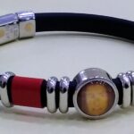 Bracciale in caucciù con immagine del Volto Santo di Manoppello